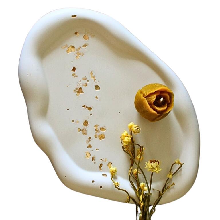 Podstawka z gipsu kremowo-złota CHMURA