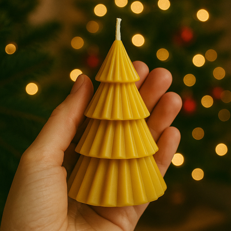 Świeca z wosku pszczelego CHOINKA W PASY