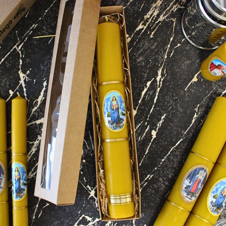 Świeca z wosku pszczelego GROMNICA 40X5CM w pudełku