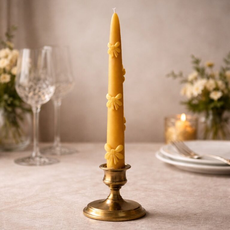 Świeca z wosku pszczelego Stołowa Kokarda